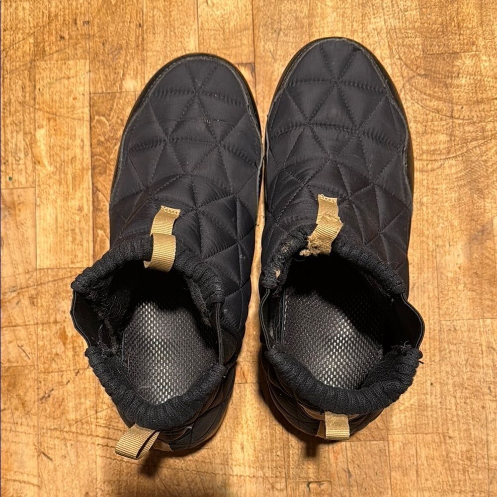 Teva boots - Picture 3 of 7